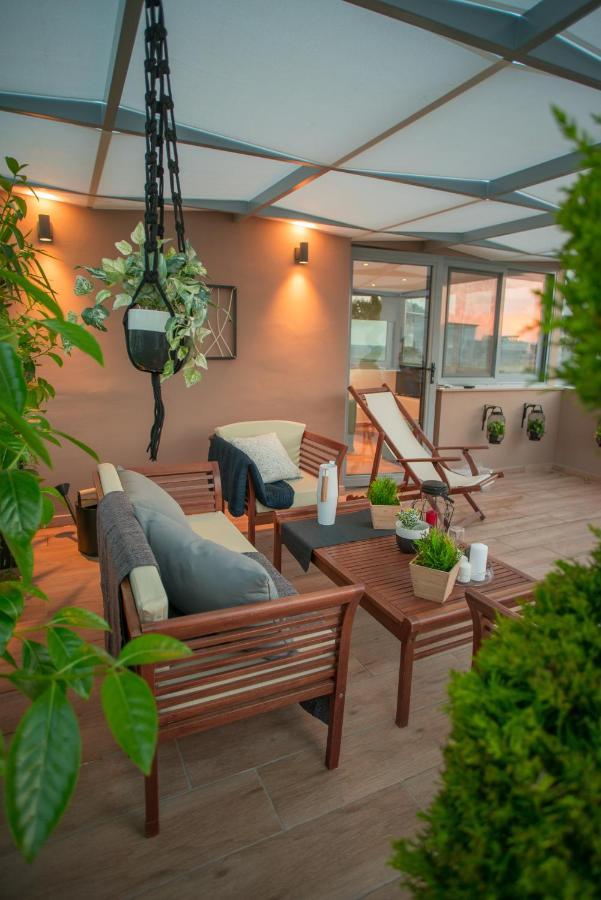 Athenian Living Suites Exterior foto